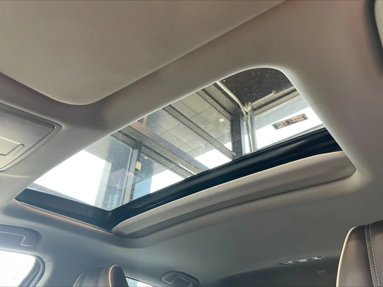 2018 Acura TLX Elite https://www.acuramontrealcentre.com/resize/b990ff35b810a3abc0cc817b2ca24889-1