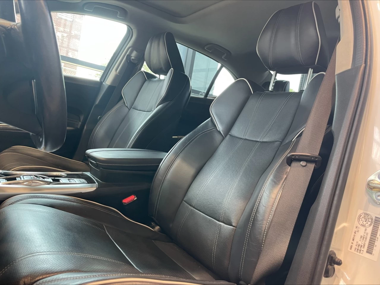 2018 Acura TLX Elite https://www.acuramontrealcentre.com/resize/b990ff35b810a3abc0cc817b2ca24889-1
