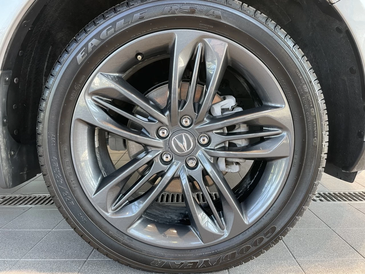 2023 Acura RDX A-Spec https://www.acuramontrealcentre.com/resize/b990ff35b810a3abc0cc817b2ca24889-1
