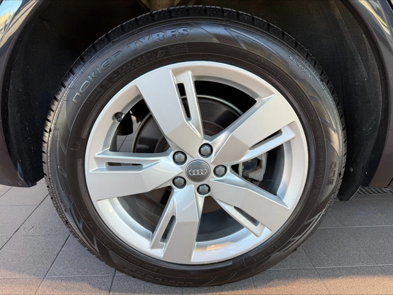 2019 Audi Q5 Technik https://www.acuramontrealcentre.com/resize/b990ff35b810a3abc0cc817b2ca24889-1