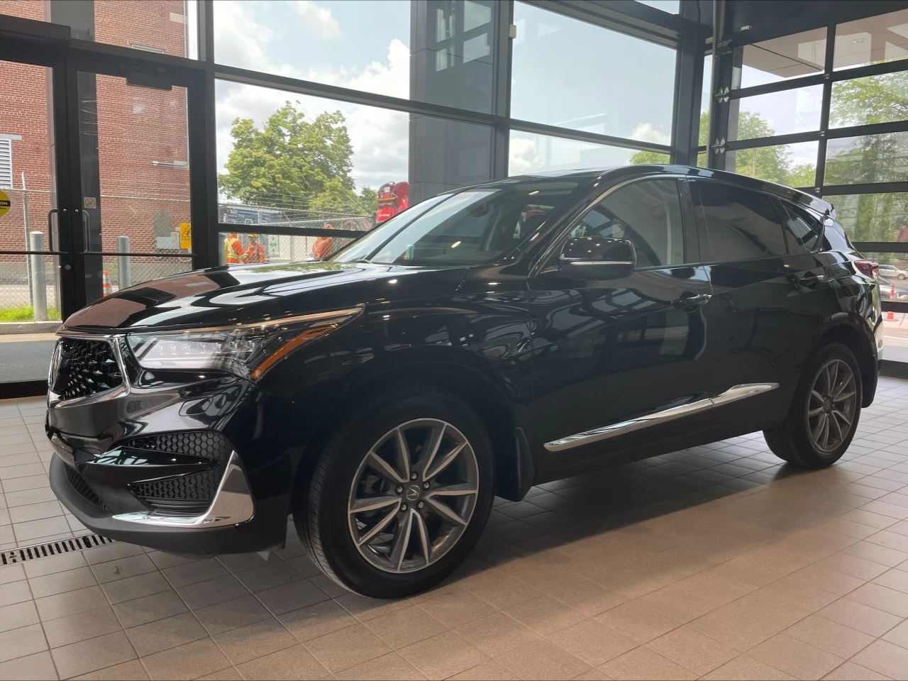 2021 Acura RDX Elite https://www.acuramontrealcentre.com/resize/b990ff35b810a3abc0cc817b2ca24889-1