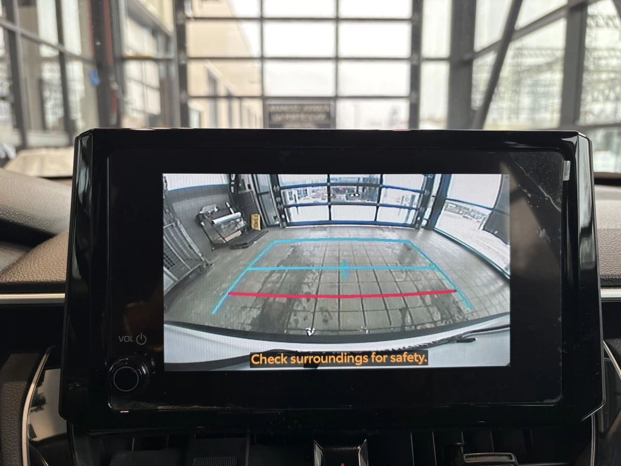 2023 Toyota Corolla Cross LE Image principale