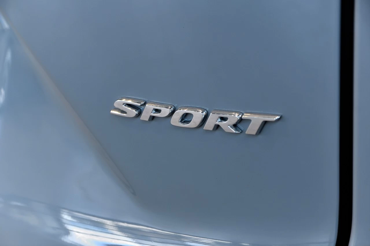 2020 Honda CR-V Sport https://www.acuramontrealcentre.com/resize/b990ff35b810a3abc0cc817b2ca24889-1
