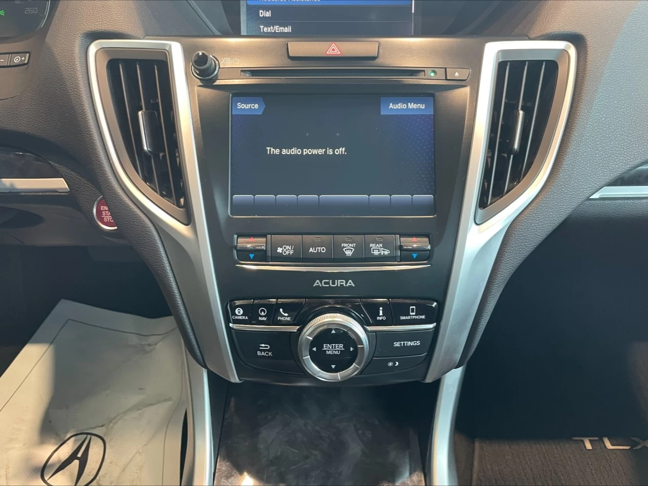 2018 Acura TLX Elite https://www.acuramontrealcentre.com/resize/b990ff35b810a3abc0cc817b2ca24889-1