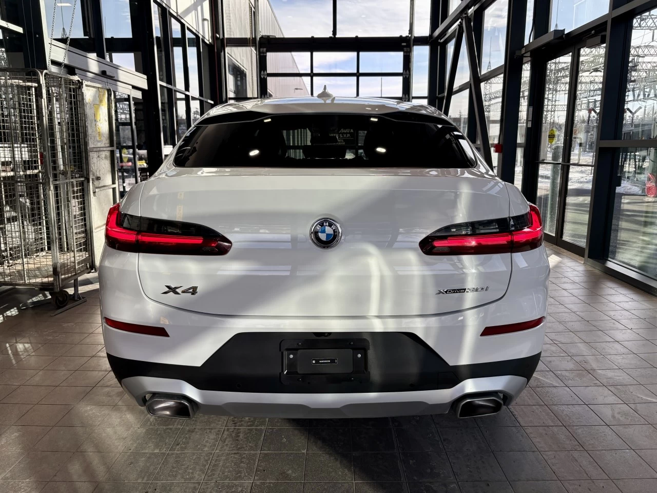 2025 BMW X4 xDrive30i https://www.acuramontrealcentre.com/resize/b990ff35b810a3abc0cc817b2ca24889-1