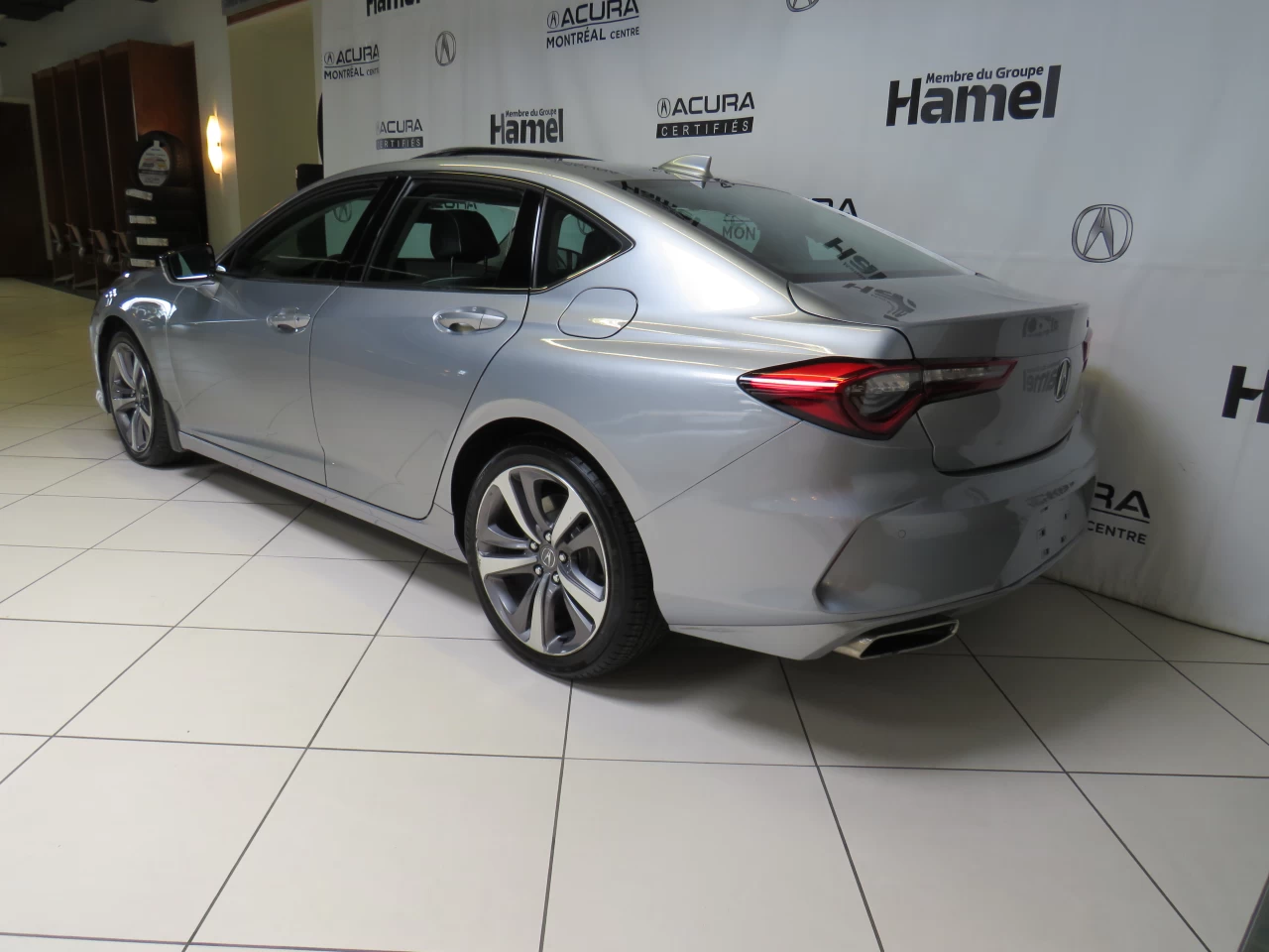 2021 Acura TLX Platinum Elite https://www.acuramontrealcentre.com/resize/b990ff35b810a3abc0cc817b2ca24889-1