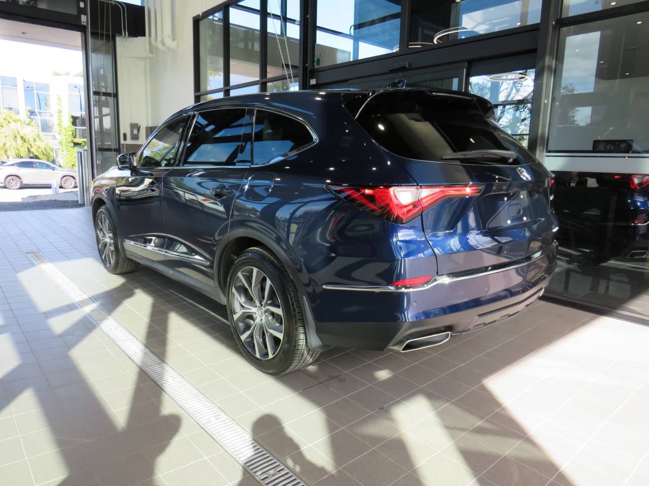 2022 Acura MDX Tech https://www.acuramontrealcentre.com/resize/b990ff35b810a3abc0cc817b2ca24889-1