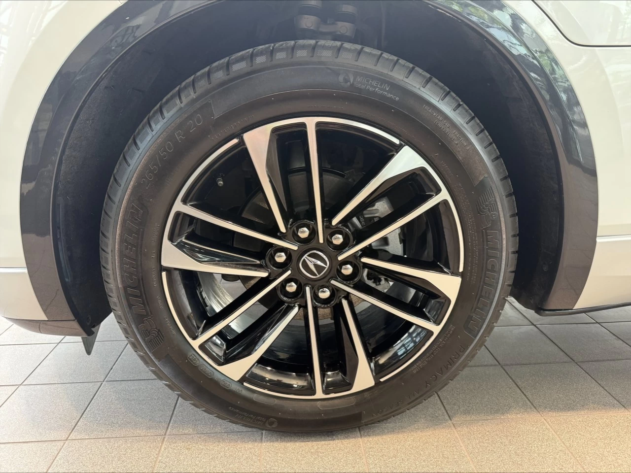 2024 Acura ZDX A-Spec Package https://www.acuramontrealcentre.com/resize/b990ff35b810a3abc0cc817b2ca24889-1