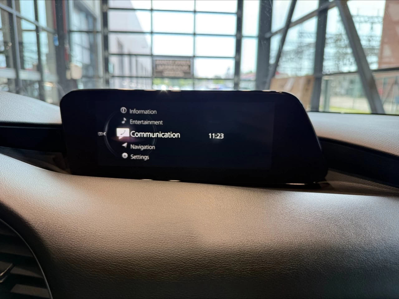 2022 Mazda 3 Sport GS https://www.acuramontrealcentre.com/resize/b990ff35b810a3abc0cc817b2ca24889-1