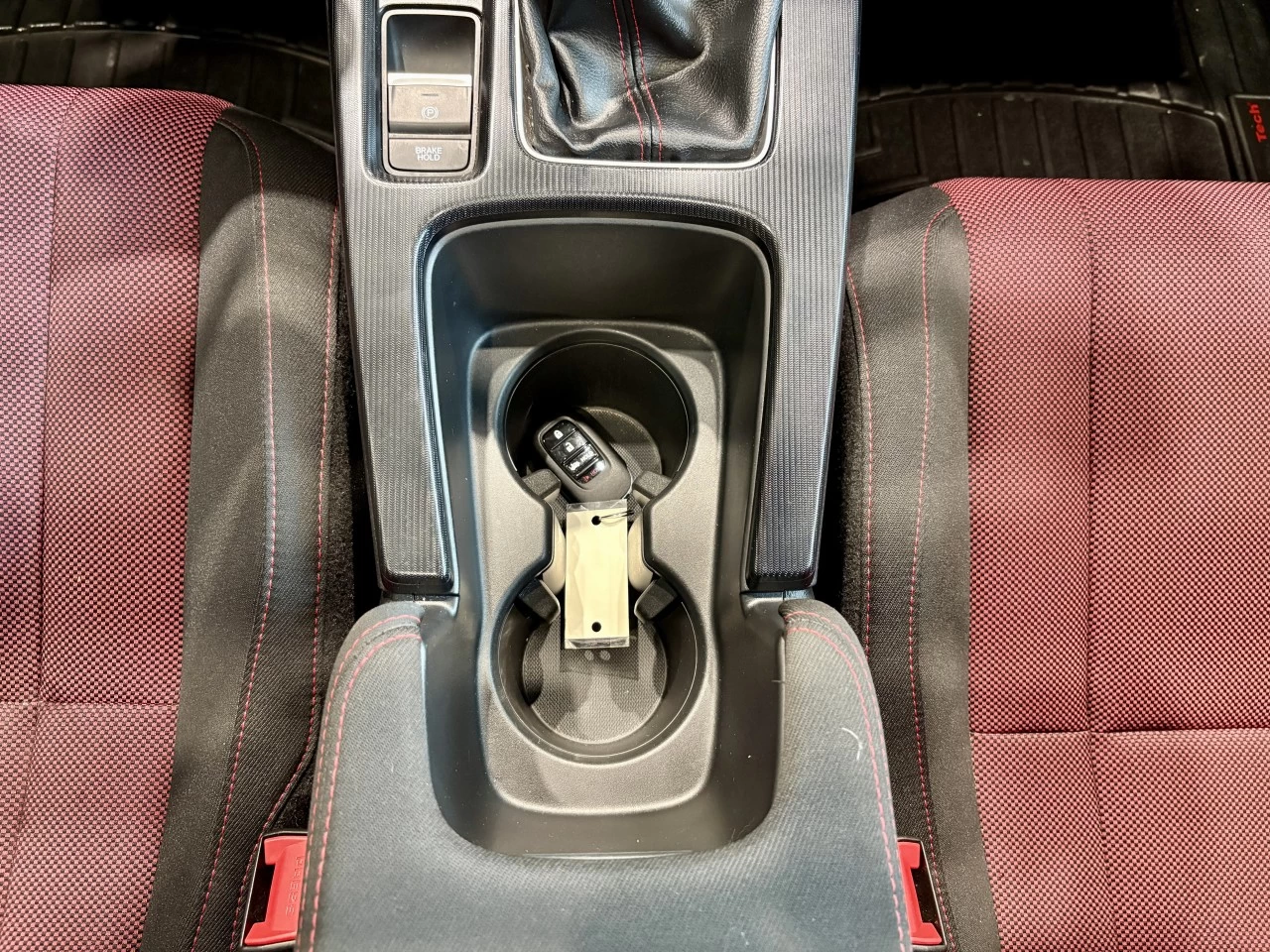 2022 Honda Civic Si berline Manual https://www.acuramontrealcentre.com/resize/b990ff35b810a3abc0cc817b2ca24889-1