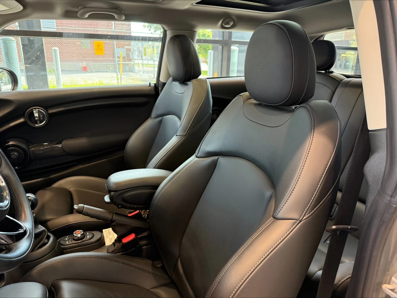 2019 Mini Cooper Cooper https://www.acuramontrealcentre.com/resize/b990ff35b810a3abc0cc817b2ca24889-1