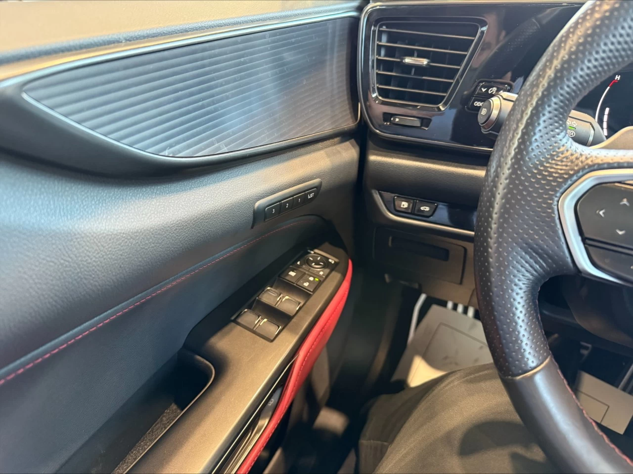 2022 Lexus NX350 NX350 https://www.acuramontrealcentre.com/resize/b990ff35b810a3abc0cc817b2ca24889-1