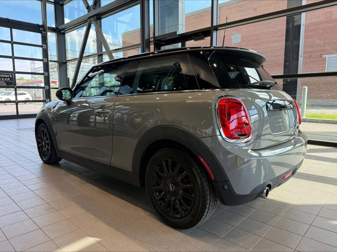 2019 Mini Cooper Cooper https://www.acuramontrealcentre.com/resize/b990ff35b810a3abc0cc817b2ca24889-1