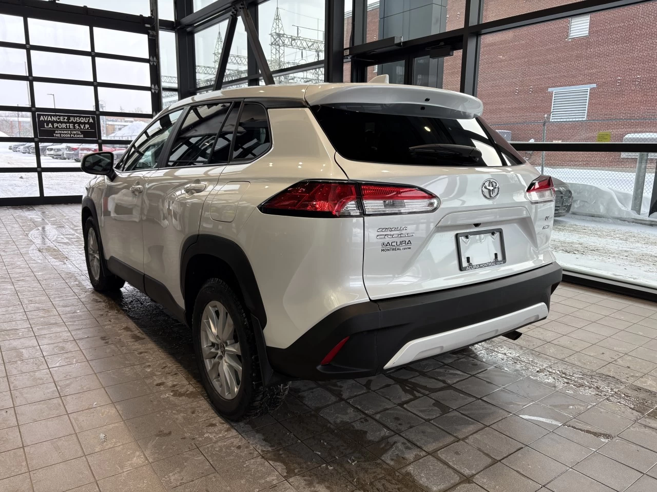 2023 Toyota Corolla Cross LE Image principale