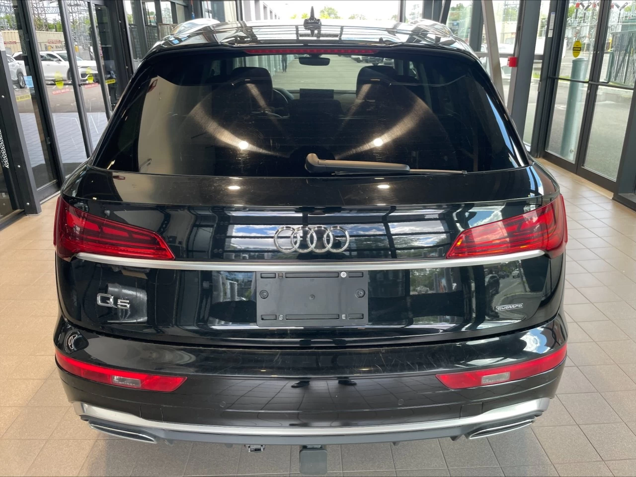 2021 Audi Q5 Progressiv https://www.acuramontrealcentre.com/resize/b990ff35b810a3abc0cc817b2ca24889-1