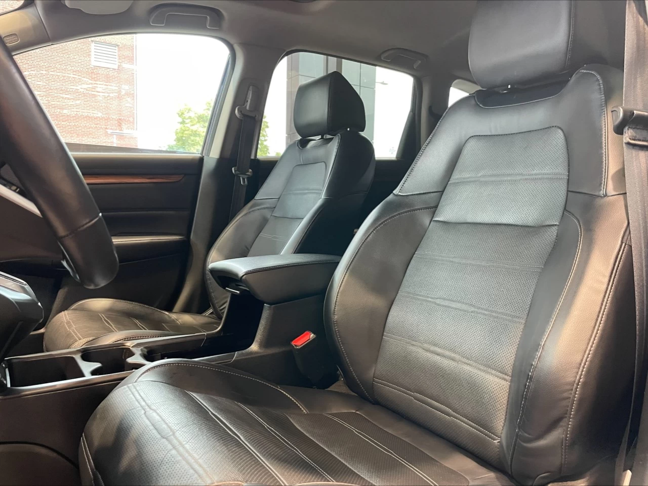 2022 Honda CR-V EX-L https://www.acuramontrealcentre.com/resize/b990ff35b810a3abc0cc817b2ca24889-1