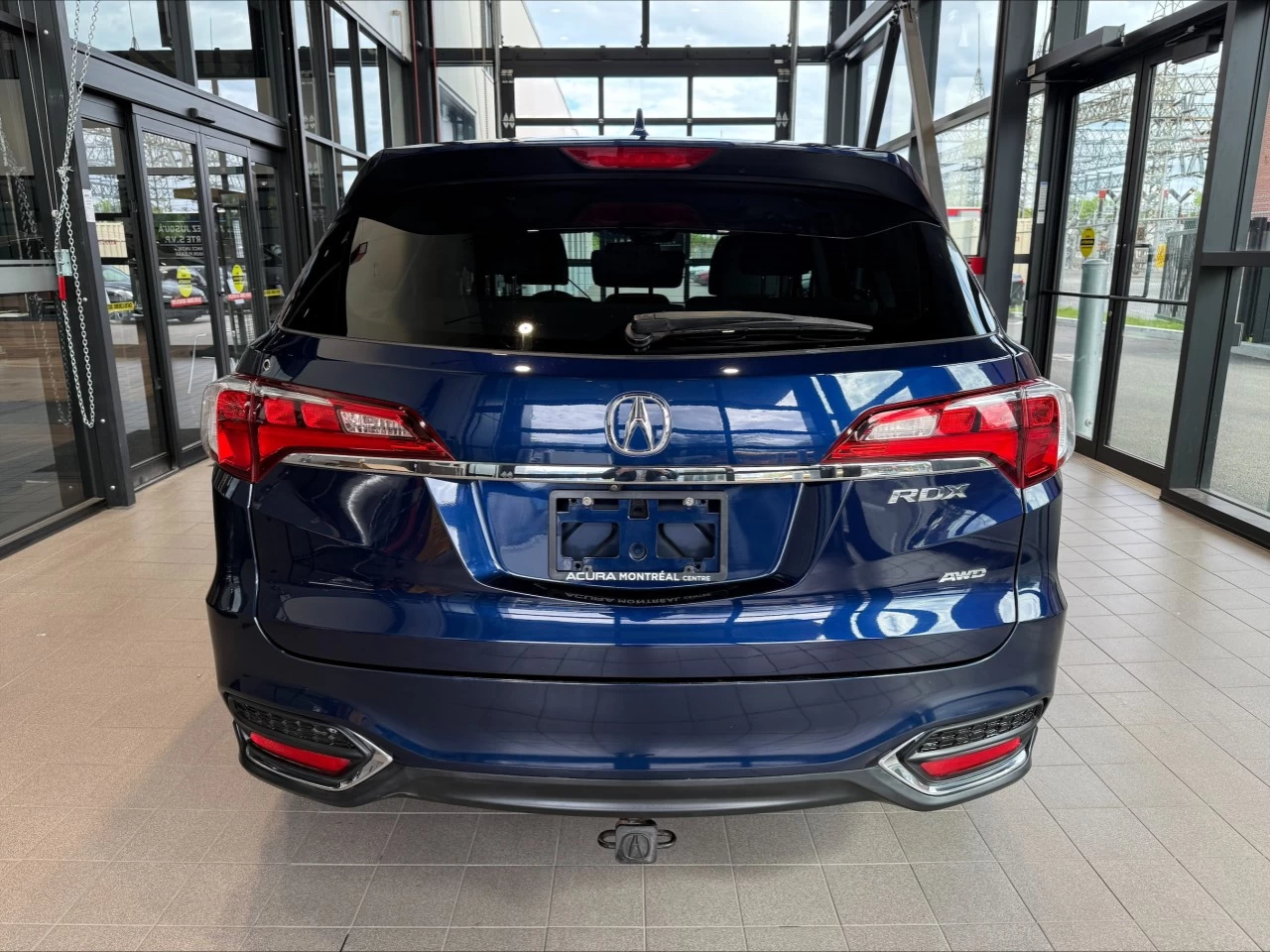 2018 Acura RDX Tech https://www.acuramontrealcentre.com/resize/b990ff35b810a3abc0cc817b2ca24889-1
