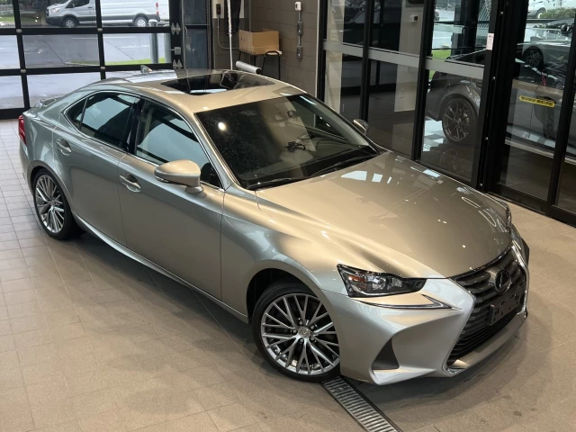 Lexus IS300 IS 300 2019