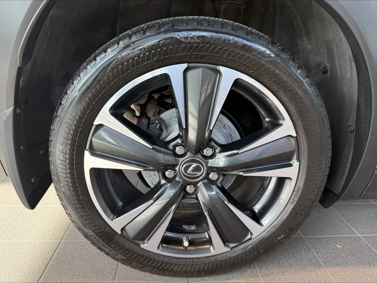 2021 Lexus UX250h UX 250h https://www.acuramontrealcentre.com/resize/b990ff35b810a3abc0cc817b2ca24889-1