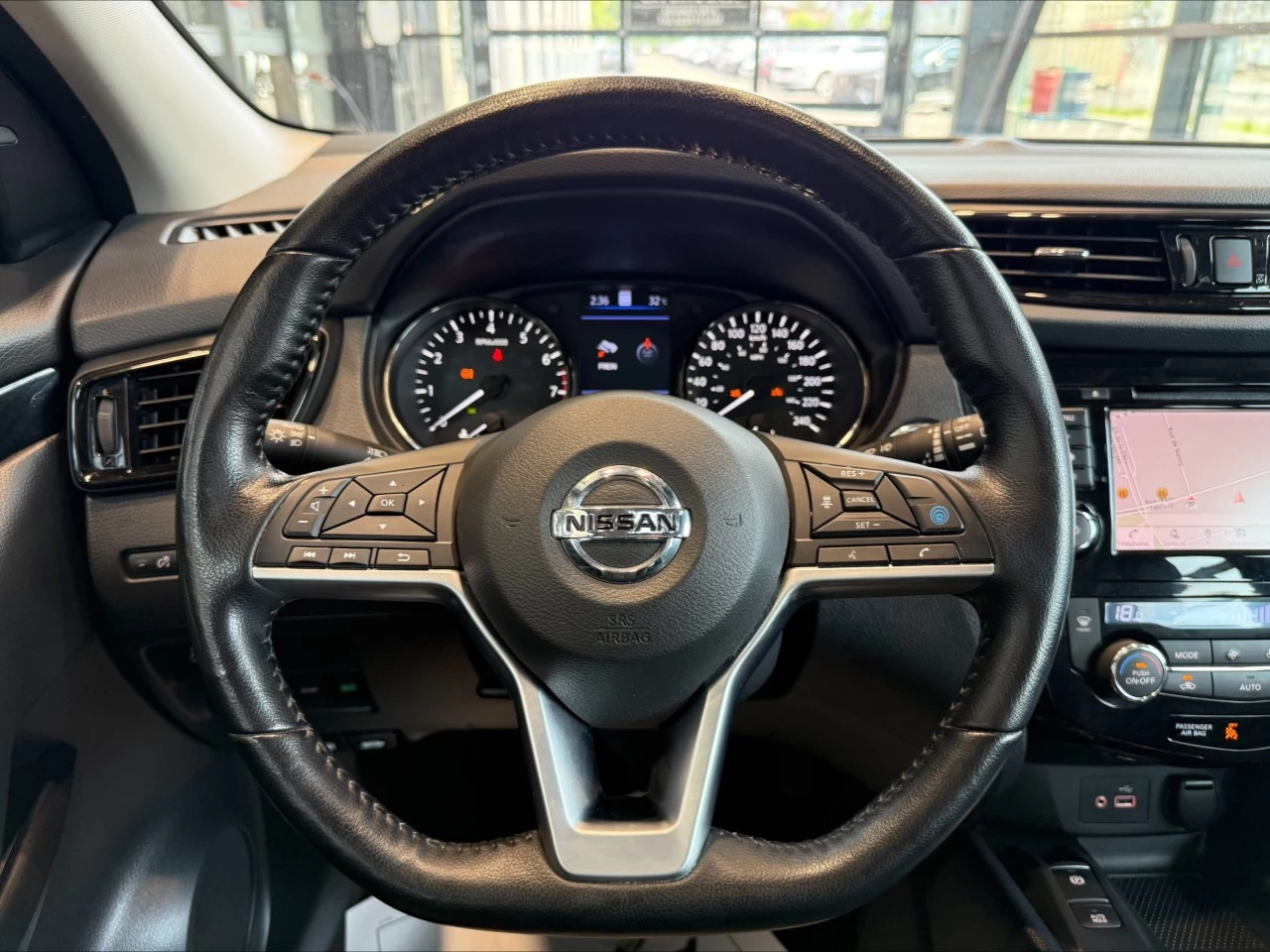 2021 Nissan Qashqai SL https://www.acuramontrealcentre.com/resize/b990ff35b810a3abc0cc817b2ca24889-1