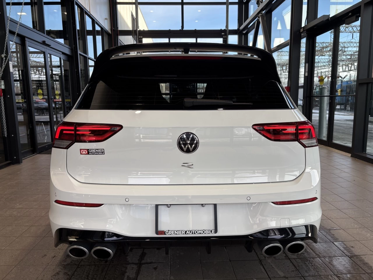 2023 Volkswagen Golf R DSG Image principale