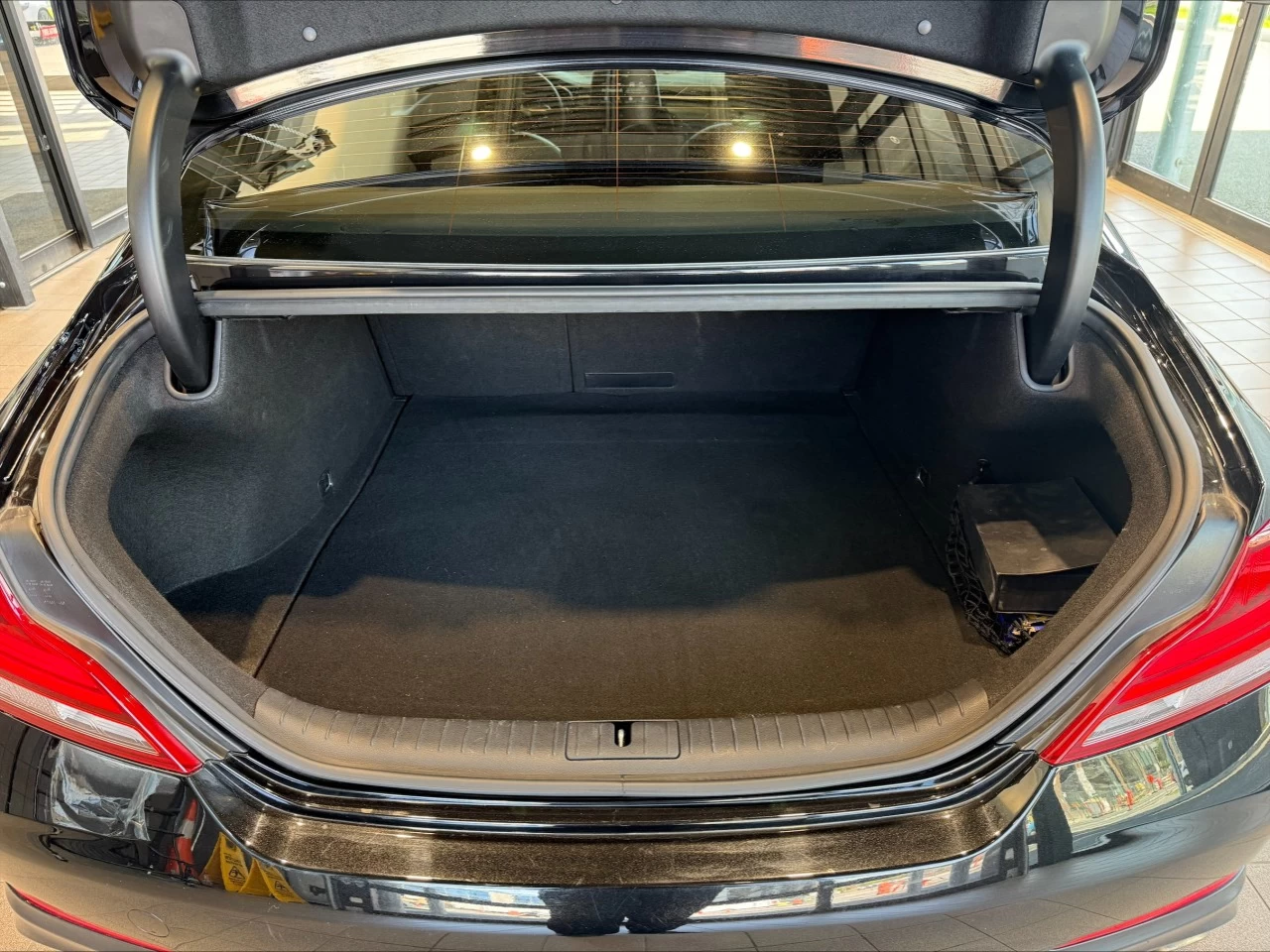 2021 Genesis G70 2.0T Advanced https://www.acuramontrealcentre.com/resize/b990ff35b810a3abc0cc817b2ca24889-1