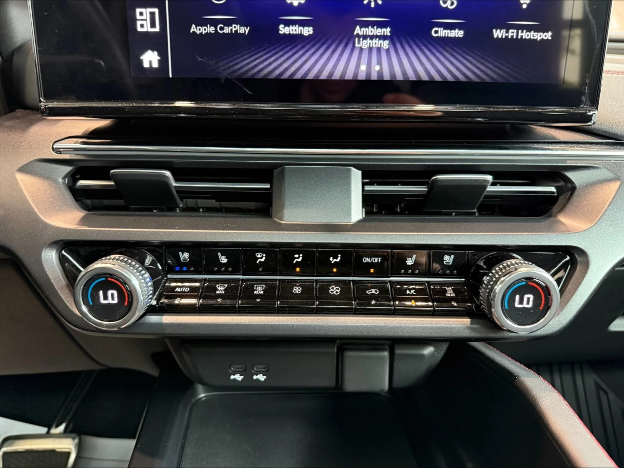 2024 Acura ZDX A-Spec Package https://www.acuramontrealcentre.com/resize/b990ff35b810a3abc0cc817b2ca24889-1