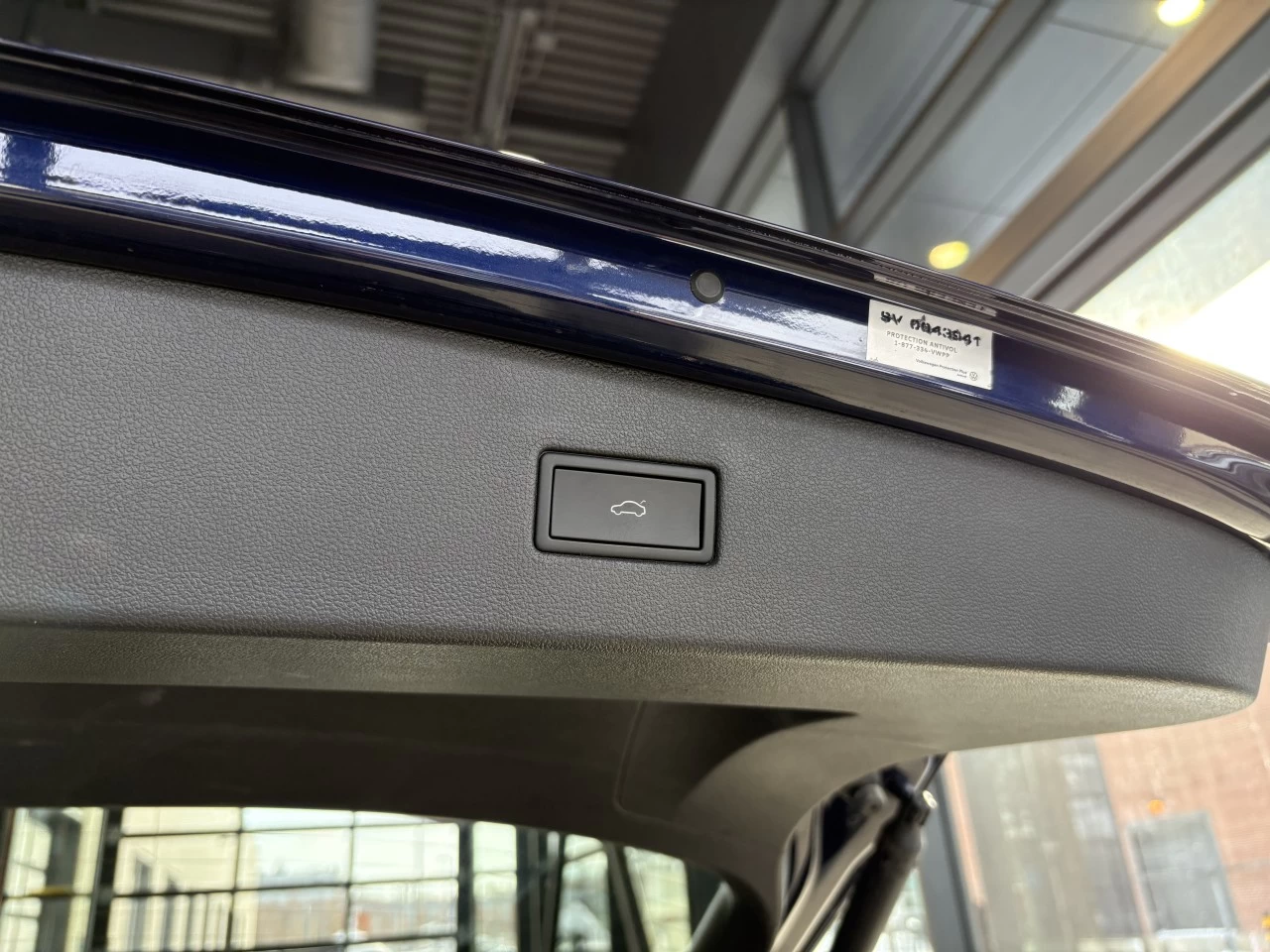 2022 Volkswagen Tiguan Highline R-Line Main Image