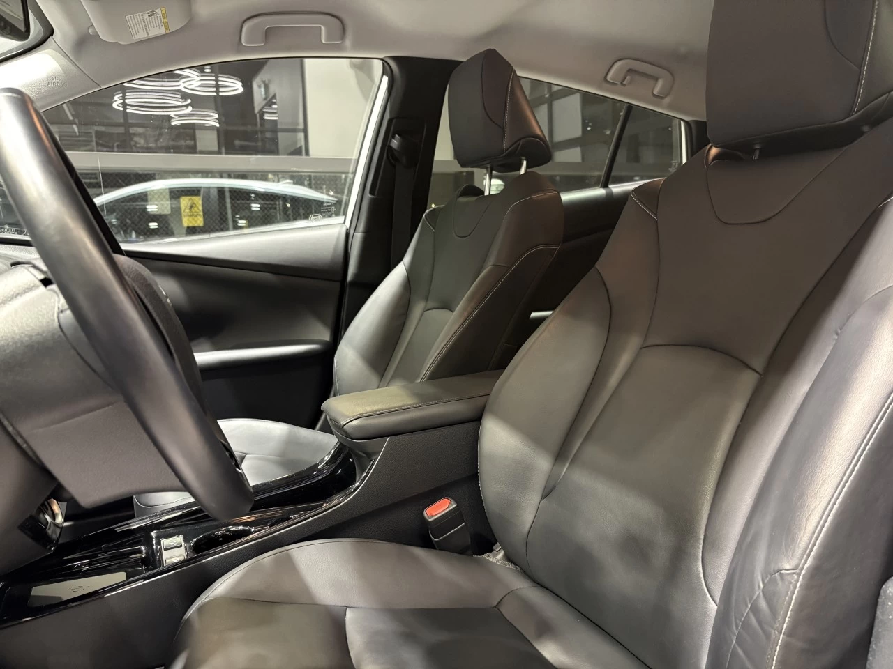 2021 Toyota Prius Prime Upgrade https://www.acuramontrealcentre.com/resize/b990ff35b810a3abc0cc817b2ca24889-1