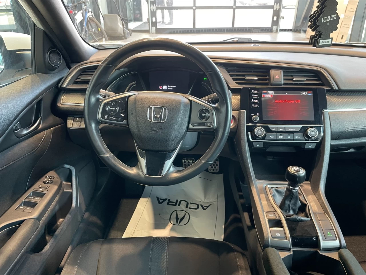 2019 Honda Civic Sport https://www.acuramontrealcentre.com/resize/b990ff35b810a3abc0cc817b2ca24889-1