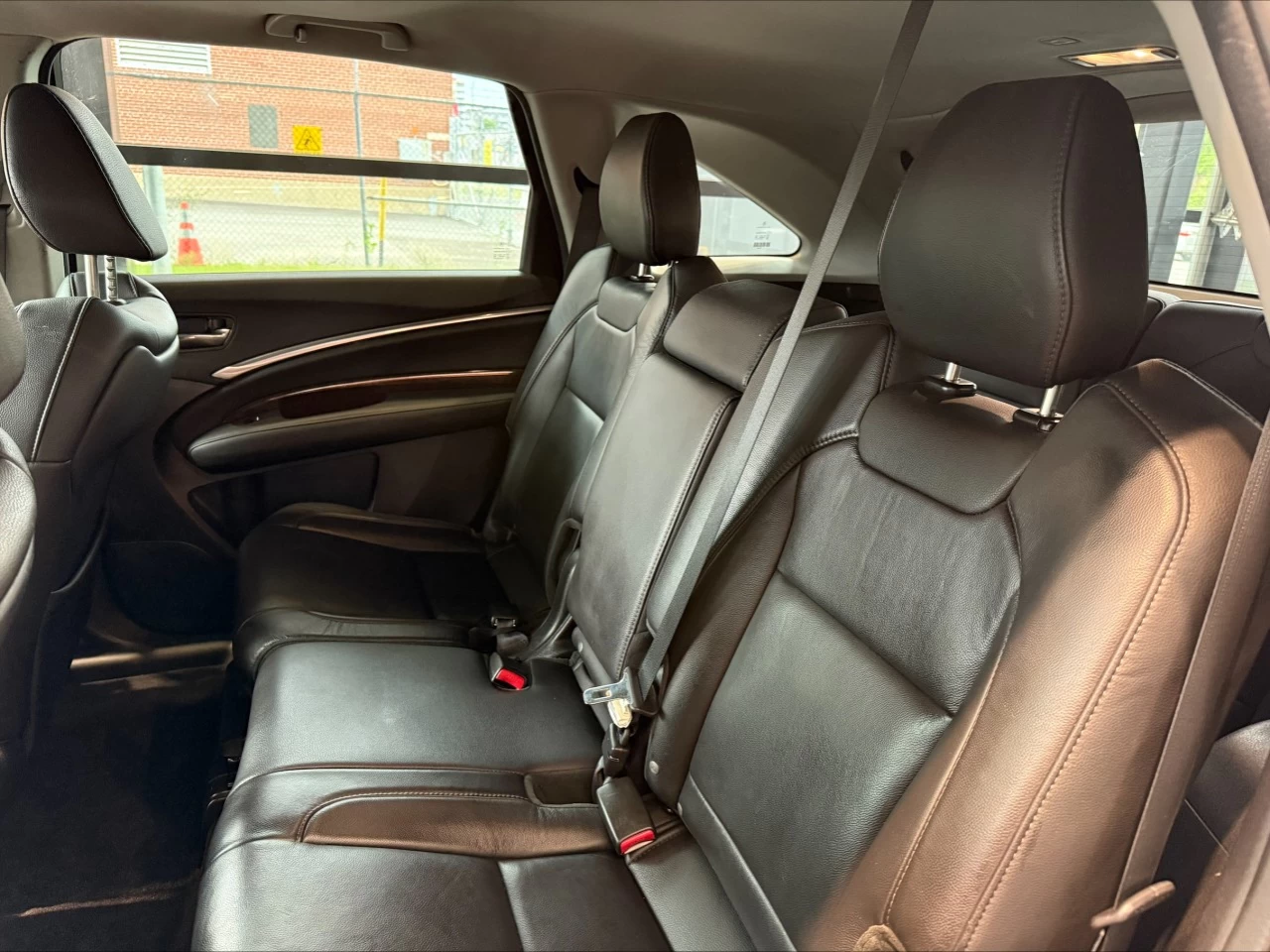2017 Acura MDX SH-AWD 4dr https://www.acuramontrealcentre.com/resize/b990ff35b810a3abc0cc817b2ca24889-1