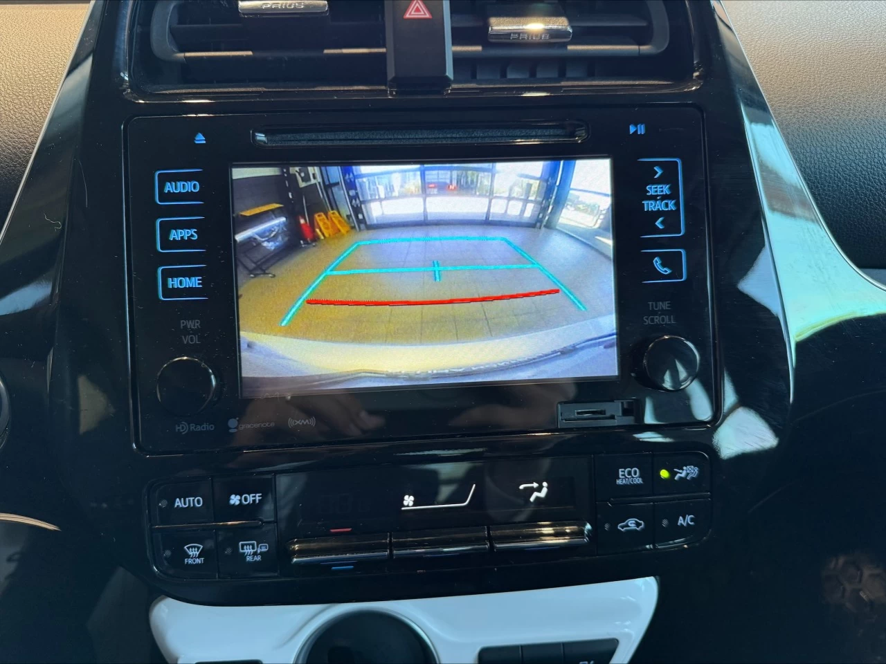 2019 Toyota Prius Prime Auto https://www.acuramontrealcentre.com/resize/b990ff35b810a3abc0cc817b2ca24889-1