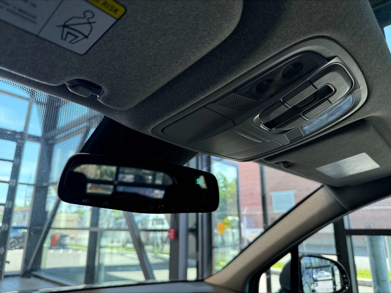 2019 Hyundai Santa Fe Luxury https://www.acuramontrealcentre.com/resize/b990ff35b810a3abc0cc817b2ca24889-1