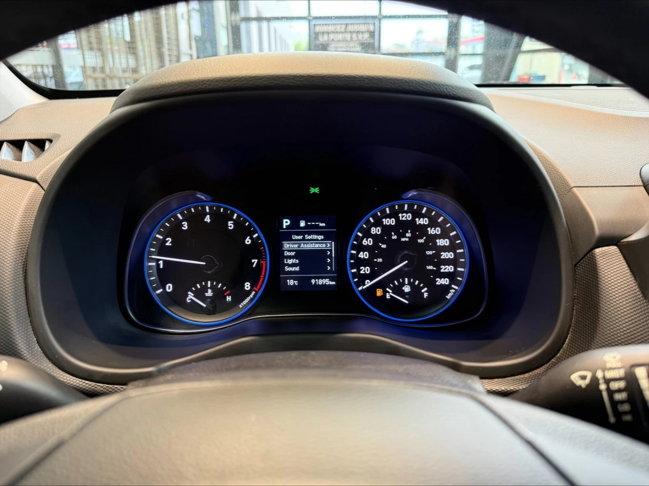 2020 Hyundai Kona Luxury https://www.acuramontrealcentre.com/resize/b990ff35b810a3abc0cc817b2ca24889-1