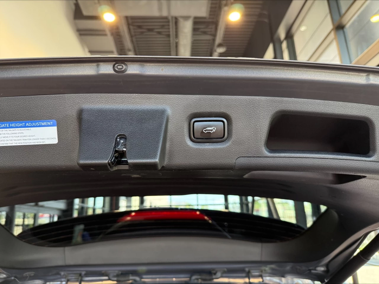 2019 Hyundai Santa Fe Luxury https://www.acuramontrealcentre.com/resize/b990ff35b810a3abc0cc817b2ca24889-1