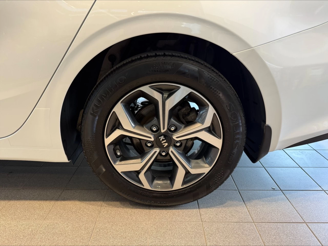 2020 Kia Forte EX https://www.acuramontrealcentre.com/resize/b990ff35b810a3abc0cc817b2ca24889-1