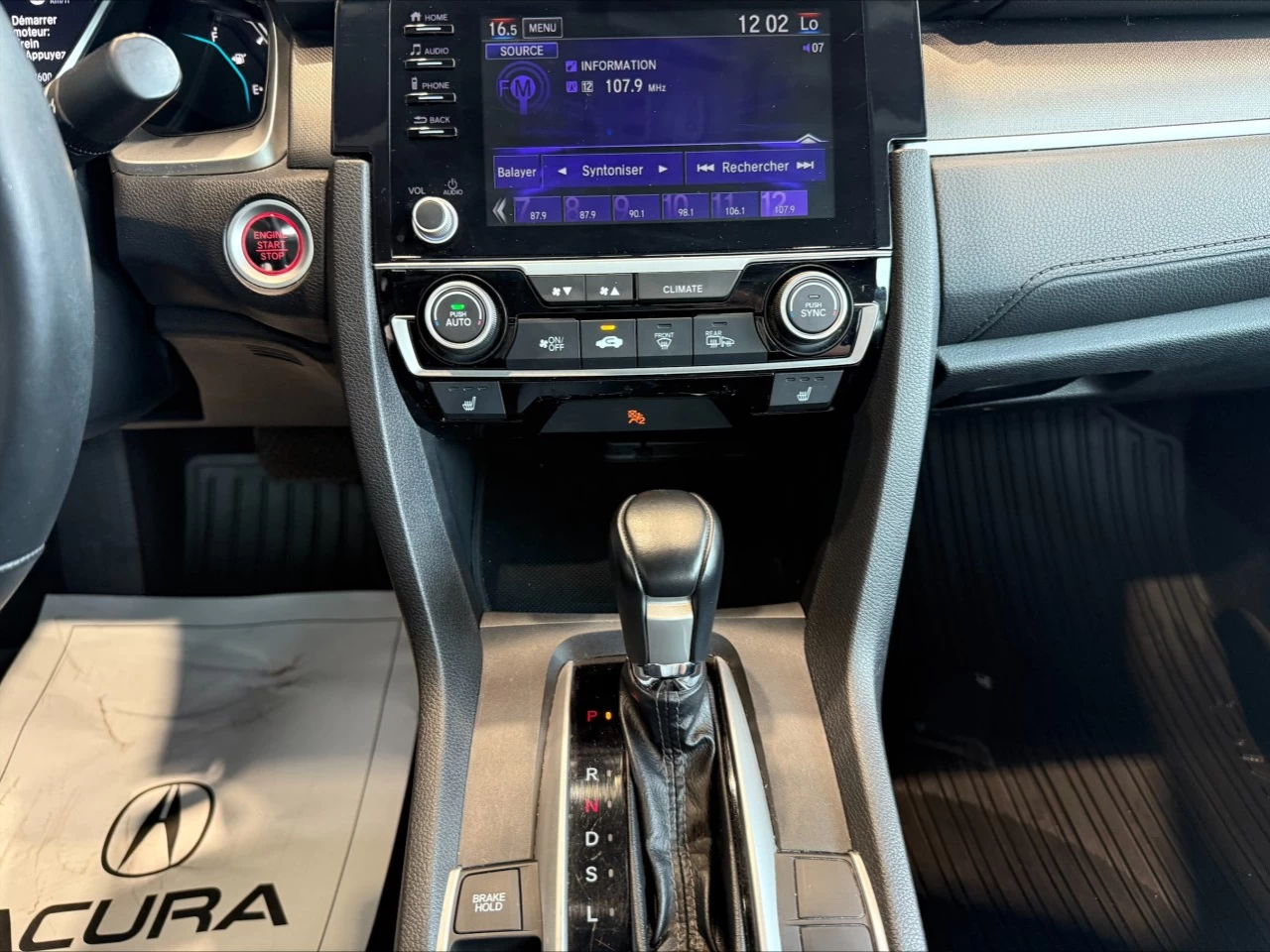 2020 Honda Civic EX https://www.acuramontrealcentre.com/resize/b990ff35b810a3abc0cc817b2ca24889-1