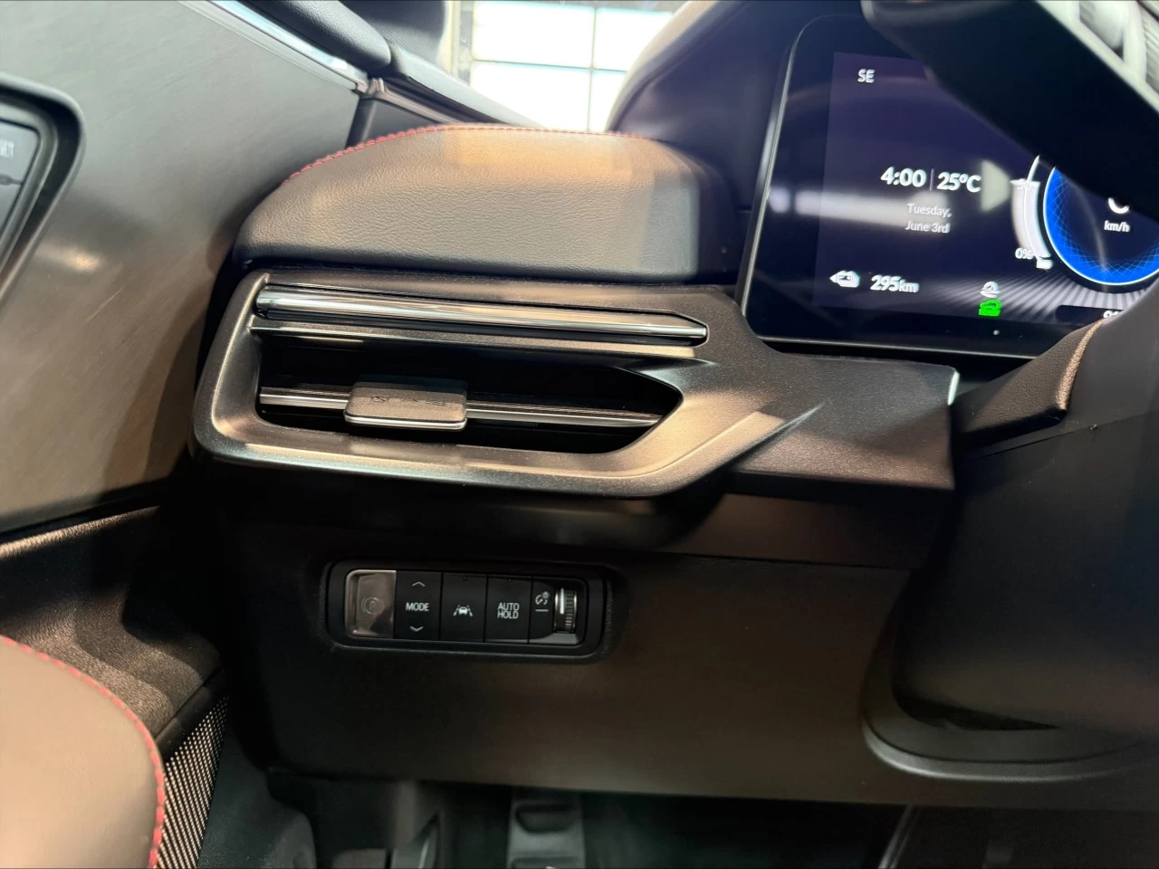 2024 Acura ZDX A-Spec Package https://www.acuramontrealcentre.com/resize/b990ff35b810a3abc0cc817b2ca24889-1