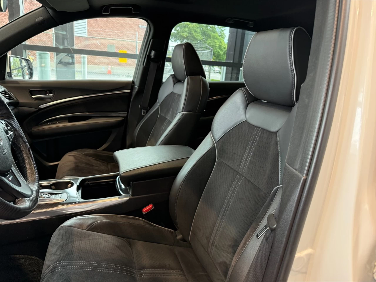 2019 Acura MDX Elite A-Spec https://www.acuramontrealcentre.com/resize/b990ff35b810a3abc0cc817b2ca24889-1