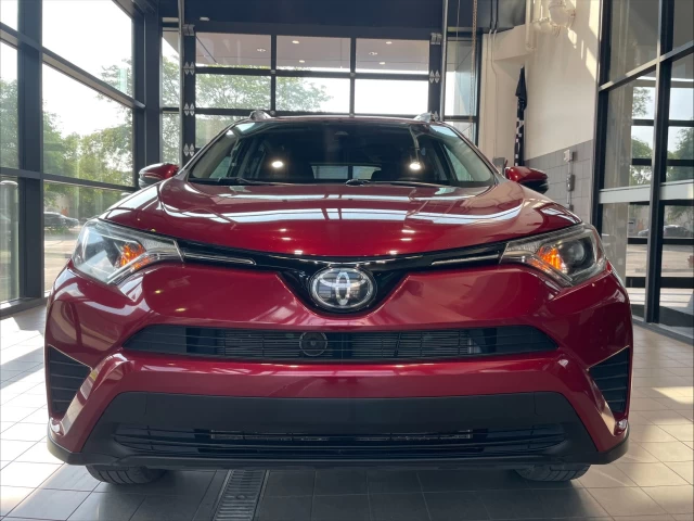 Toyota RAV4 LE 2018