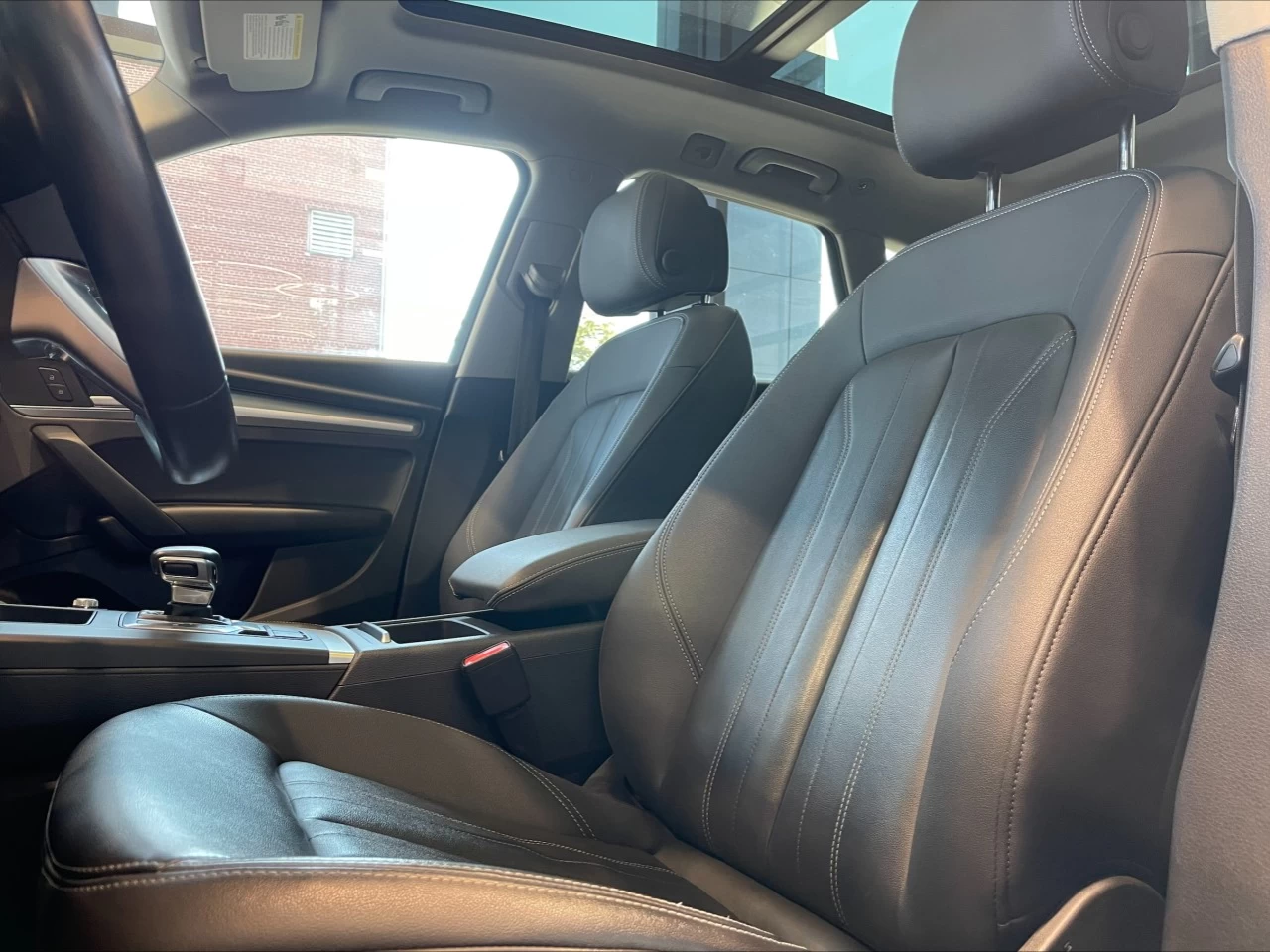 2021 Audi Q5 Progressiv https://www.acuramontrealcentre.com/resize/b990ff35b810a3abc0cc817b2ca24889-1