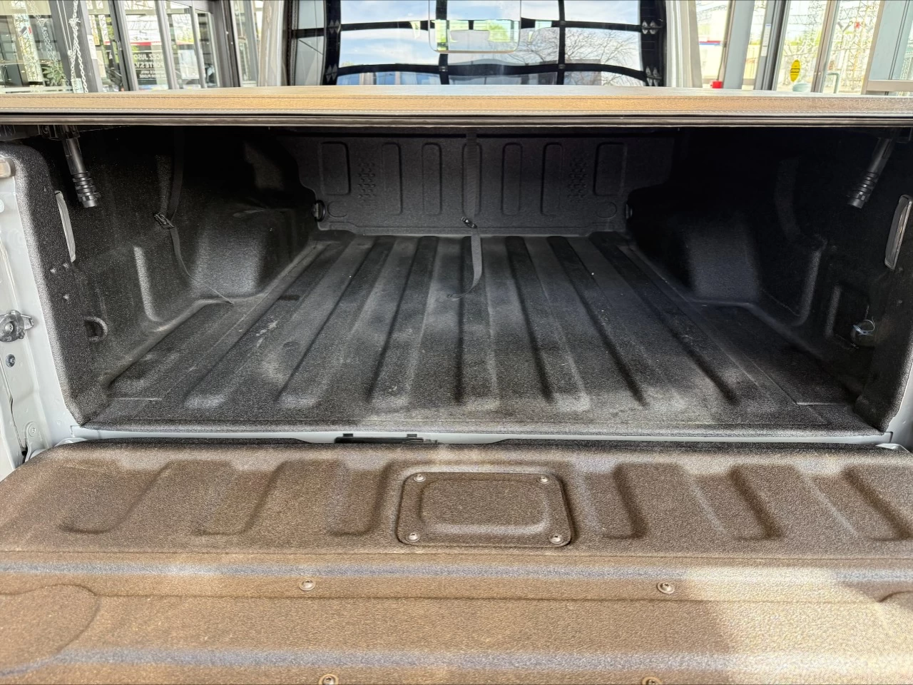 2022 Jeep Gladiator Mojave https://www.acuramontrealcentre.com/resize/b990ff35b810a3abc0cc817b2ca24889-1