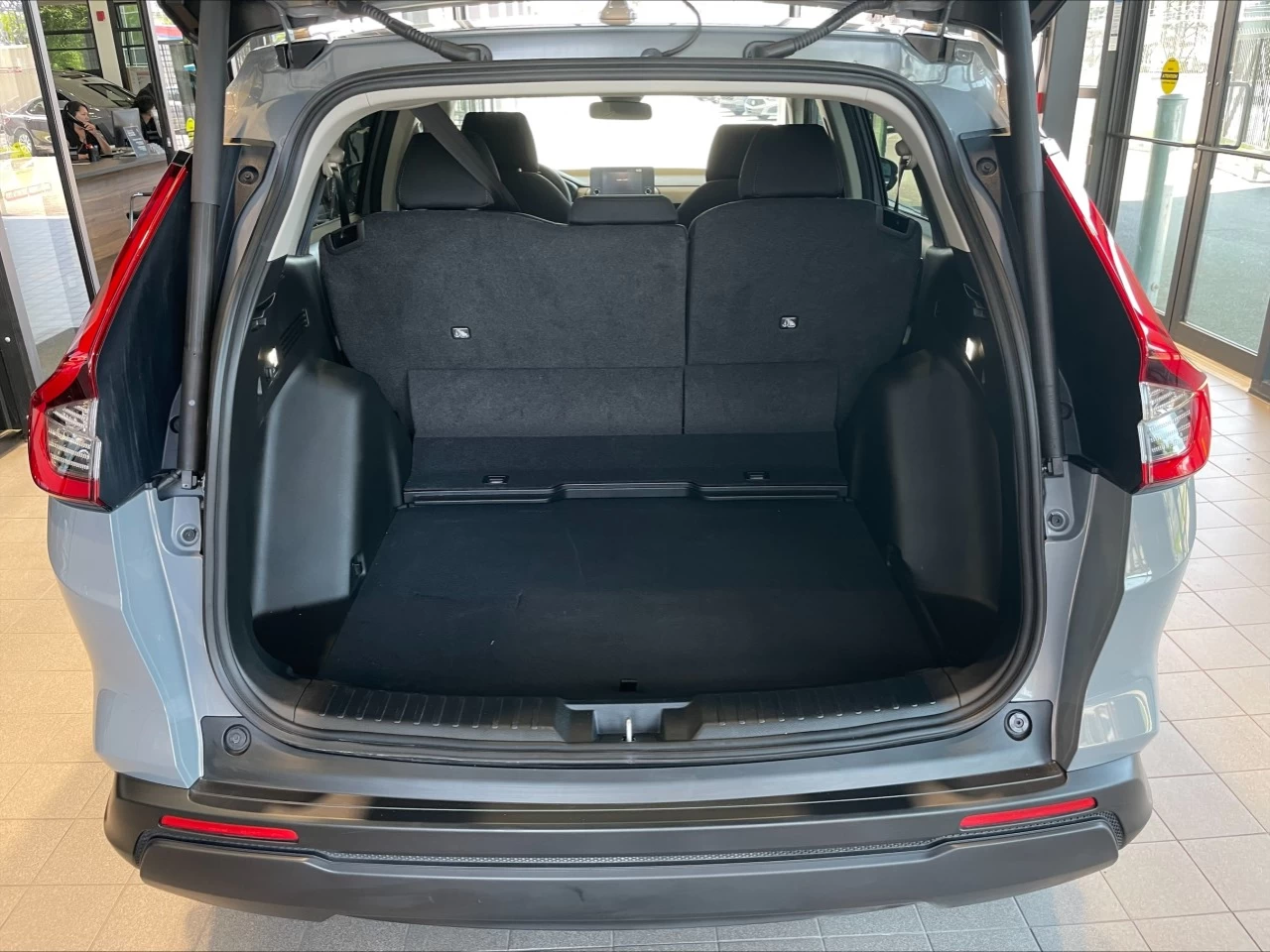 2024 Honda CR-V Sport https://www.acuramontrealcentre.com/resize/b990ff35b810a3abc0cc817b2ca24889-1