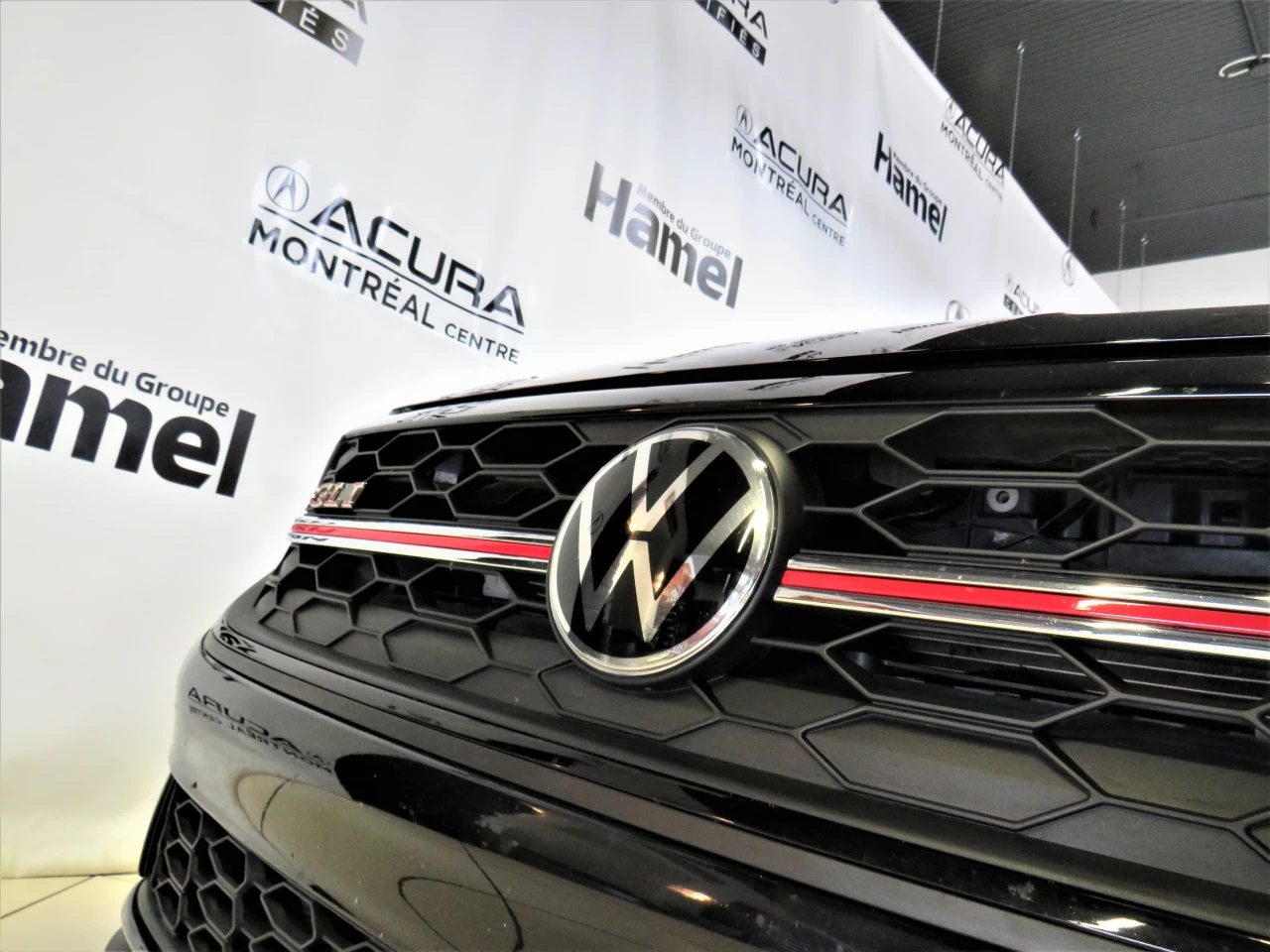 2023 Volkswagen Jetta GLI AUTOBAHN https://www.acuramontrealcentre.com/resize/b990ff35b810a3abc0cc817b2ca24889-1