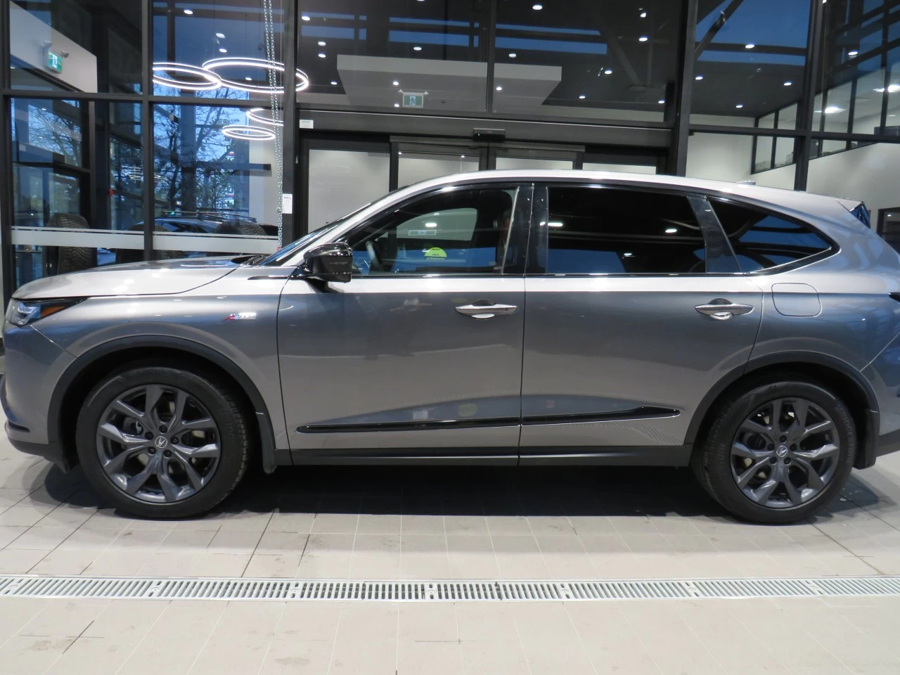 2023 Acura MDX A-Spec https://www.acuramontrealcentre.com/resize/b990ff35b810a3abc0cc817b2ca24889-1