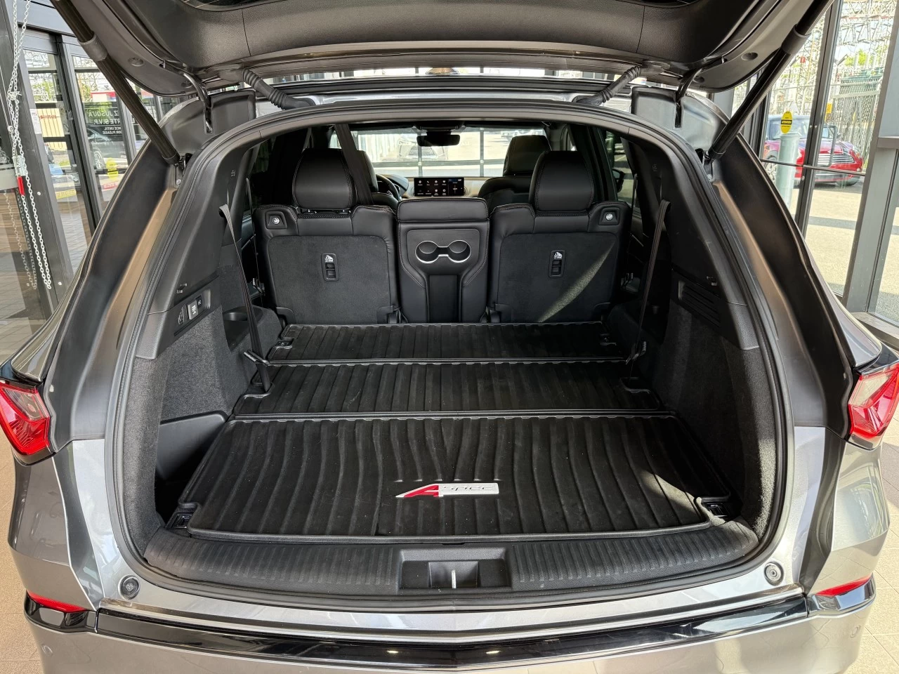 2022 Acura MDX A-Spec https://www.acuramontrealcentre.com/resize/b990ff35b810a3abc0cc817b2ca24889-1