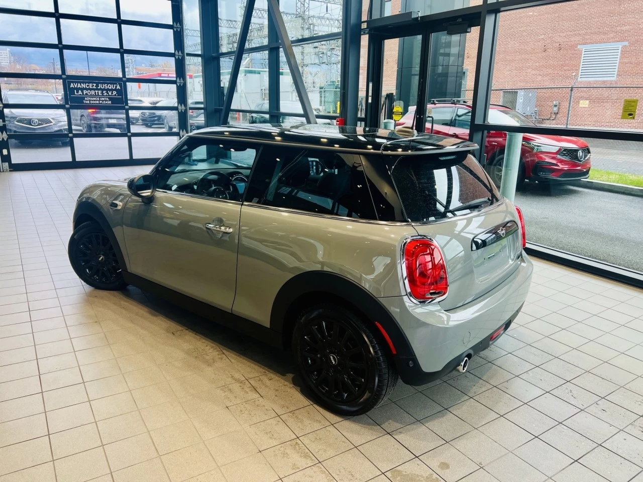 2019 Mini Cooper Cooper https://www.acuramontrealcentre.com/resize/b990ff35b810a3abc0cc817b2ca24889-1