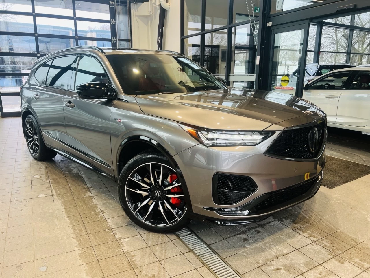 2024 Acura MDX Type S Ultra https://www.acuramontrealcentre.com/resize/b990ff35b810a3abc0cc817b2ca24889-1