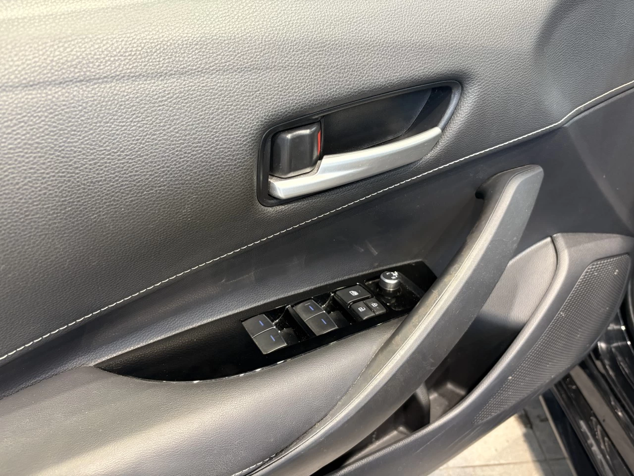 2019 Toyota Corolla SE Image principale