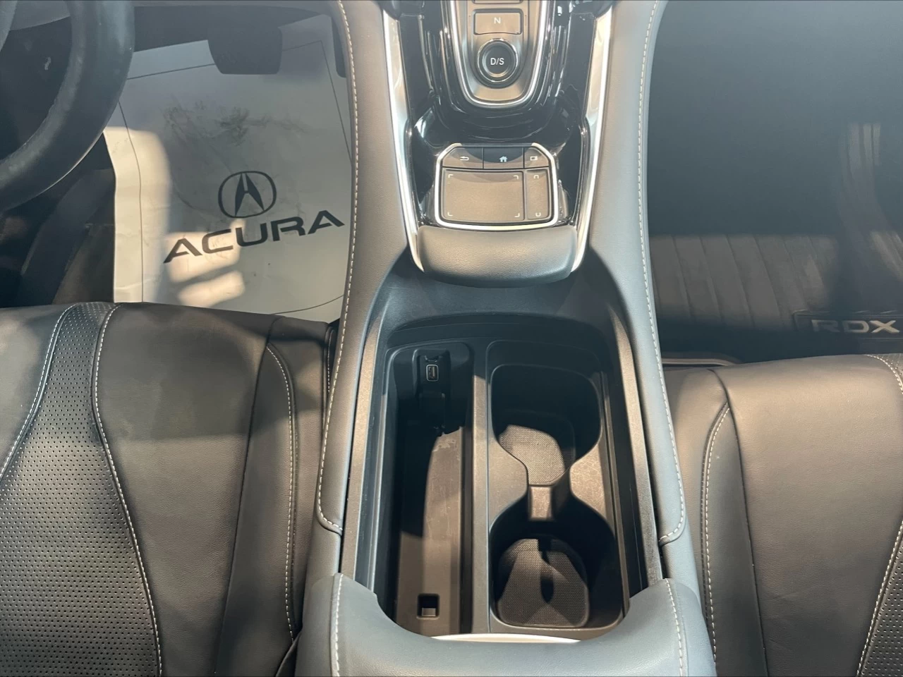 2021 Acura RDX Elite https://www.acuramontrealcentre.com/resize/b990ff35b810a3abc0cc817b2ca24889-1